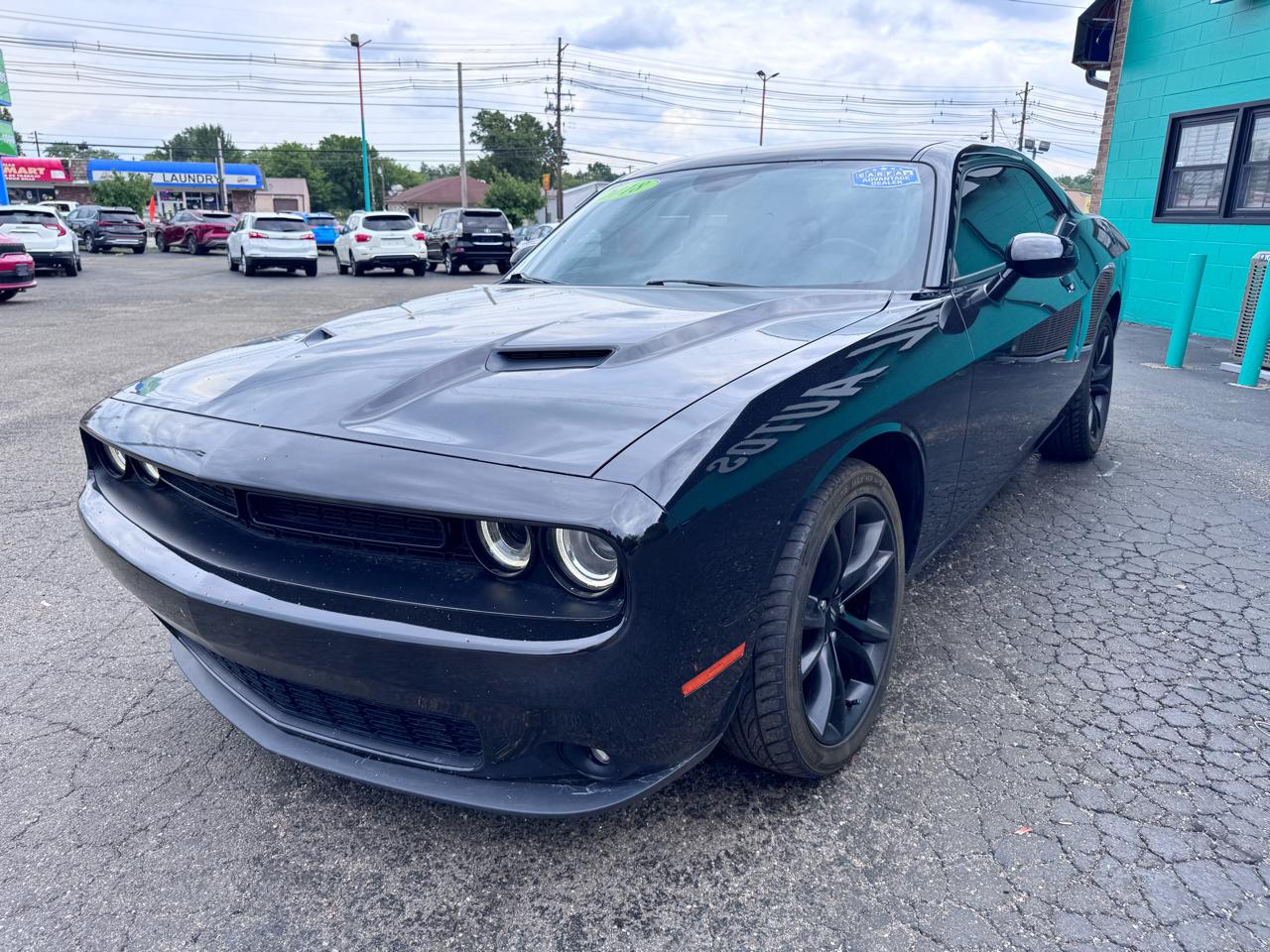 Dodge Challenger SXT RWD 2018