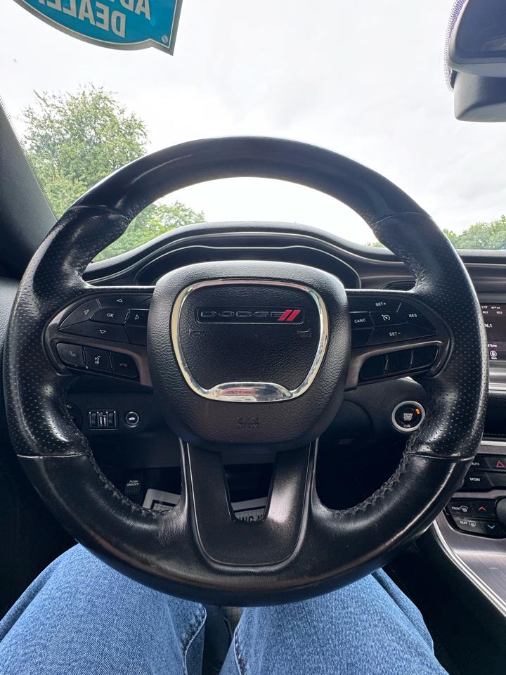 Dodge Challenger SXT RWD 2018