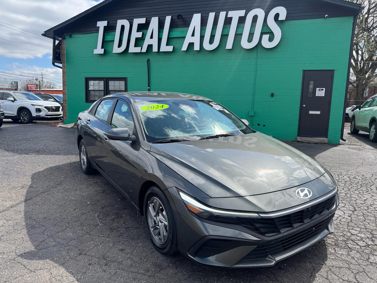 Hyundai Elantra SE IVT 2024