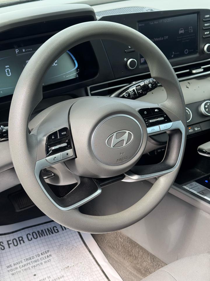 Hyundai Elantra SE IVT 2024