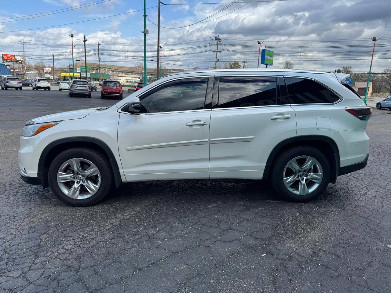 Toyota Highlander AWD 4dr V6 Limited (Natl) 2016