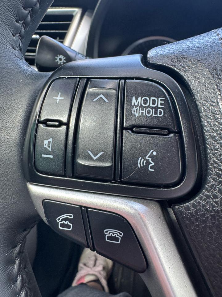 Toyota Highlander AWD 4dr V6 Limited (Natl) 2016