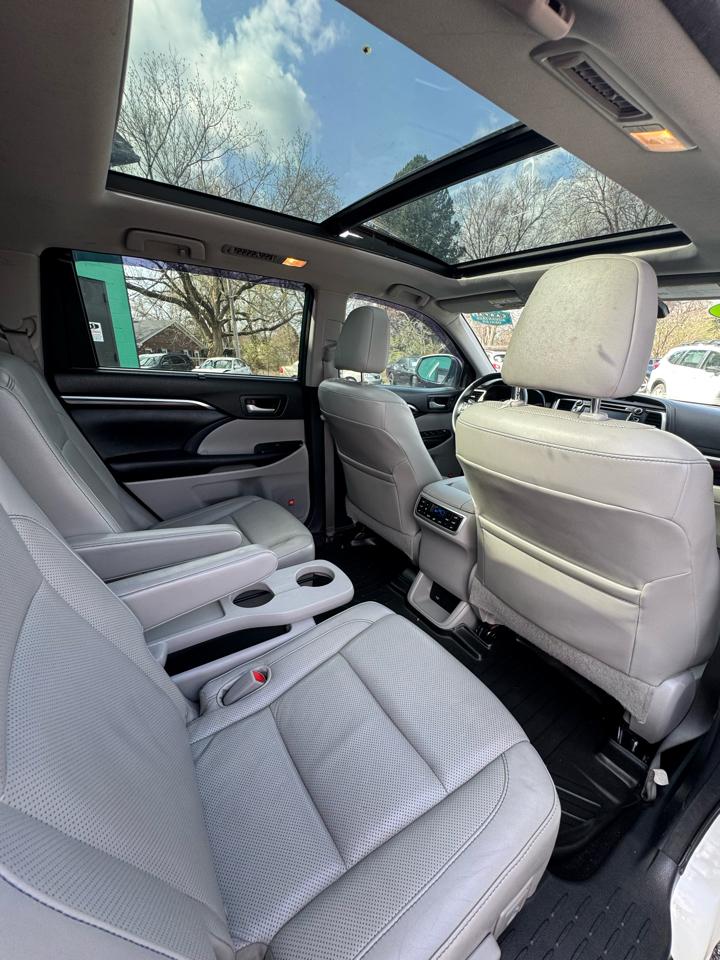 Toyota Highlander AWD 4dr V6 Limited (Natl) 2016