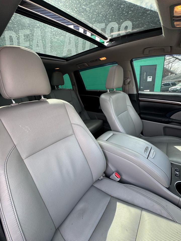 Toyota Highlander AWD 4dr V6 Limited (Natl) 2016