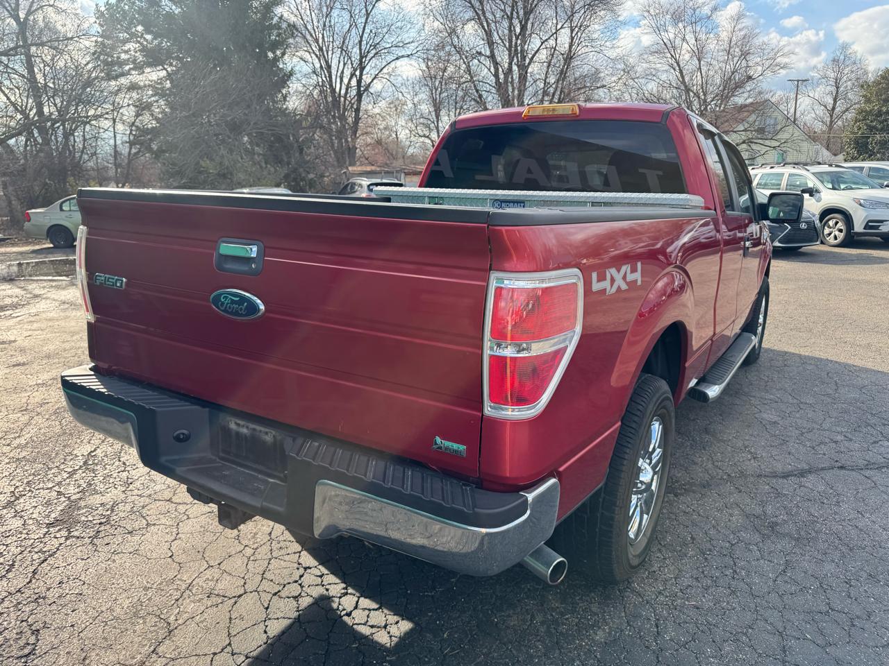 Ford F-150 4WD SuperCab 145" Lariat 2010