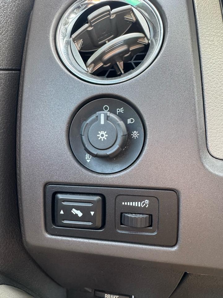 Ford F-150 4WD SuperCab 145" Lariat 2010