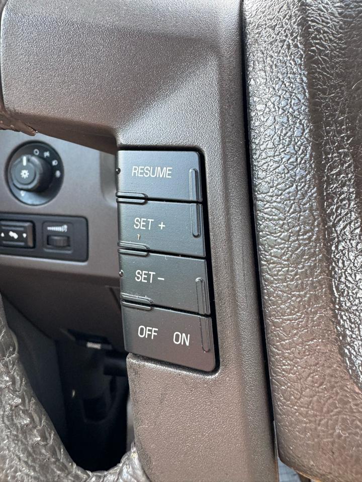 Ford F-150 4WD SuperCab 145" Lariat 2010