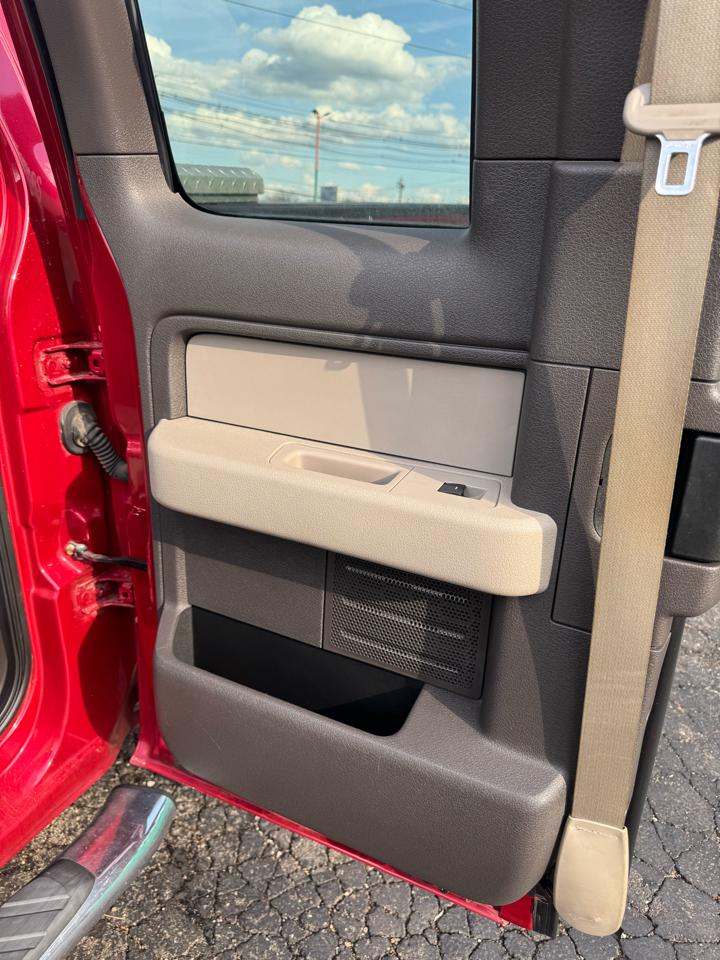 Ford F-150 4WD SuperCab 145" Lariat 2010