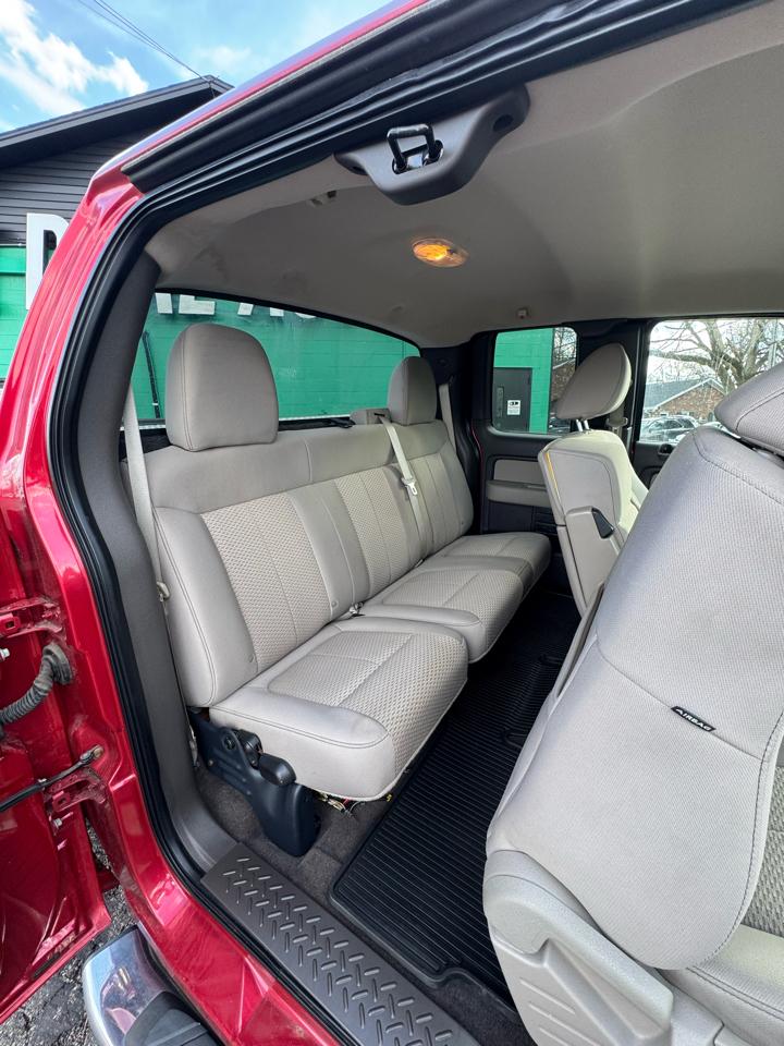 Ford F-150 4WD SuperCab 145" Lariat 2010