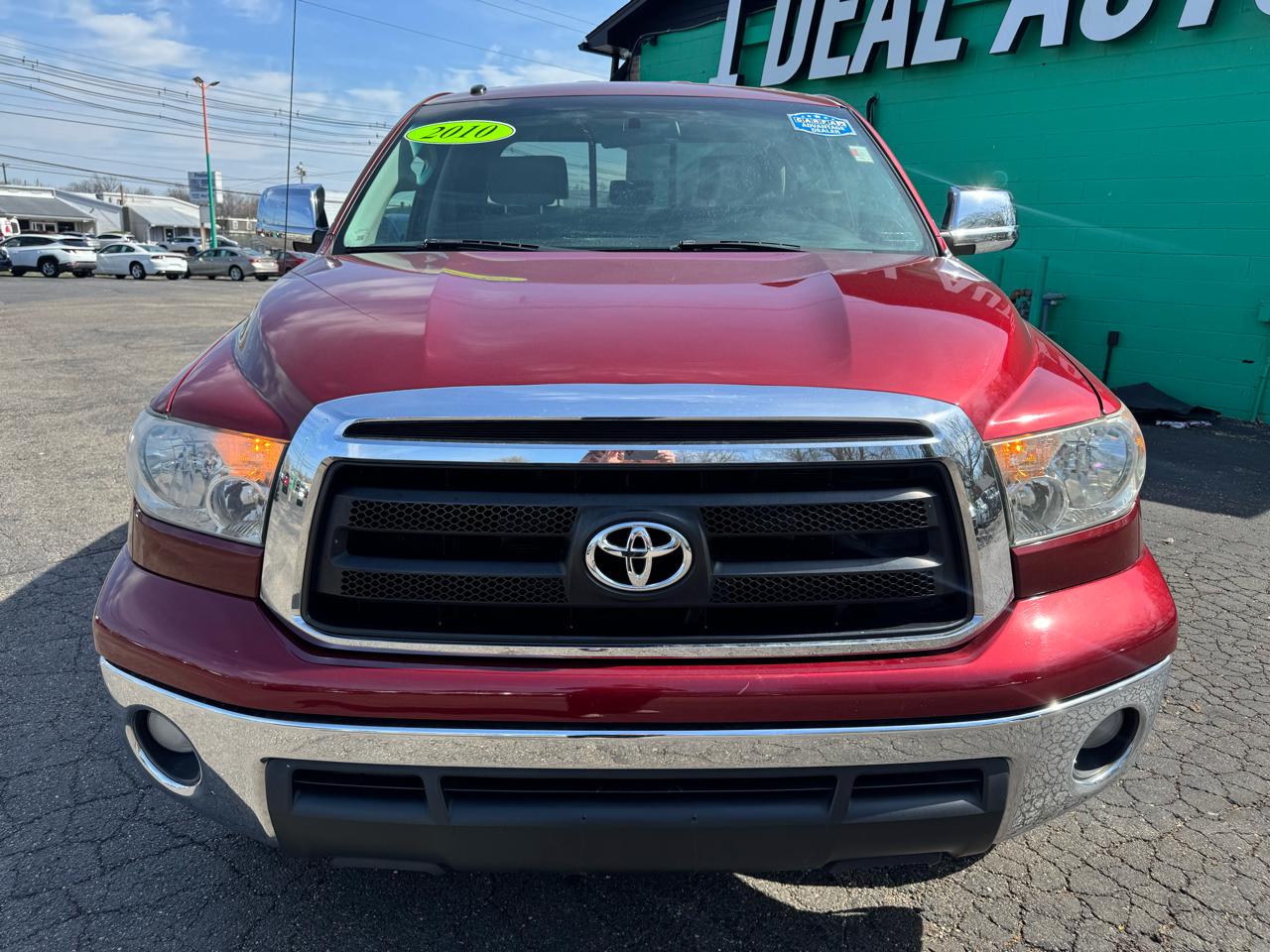 Toyota Tundra 4WD Truck Dbl 5.7L FFV V8 6-Spd AT (Natl) 2010