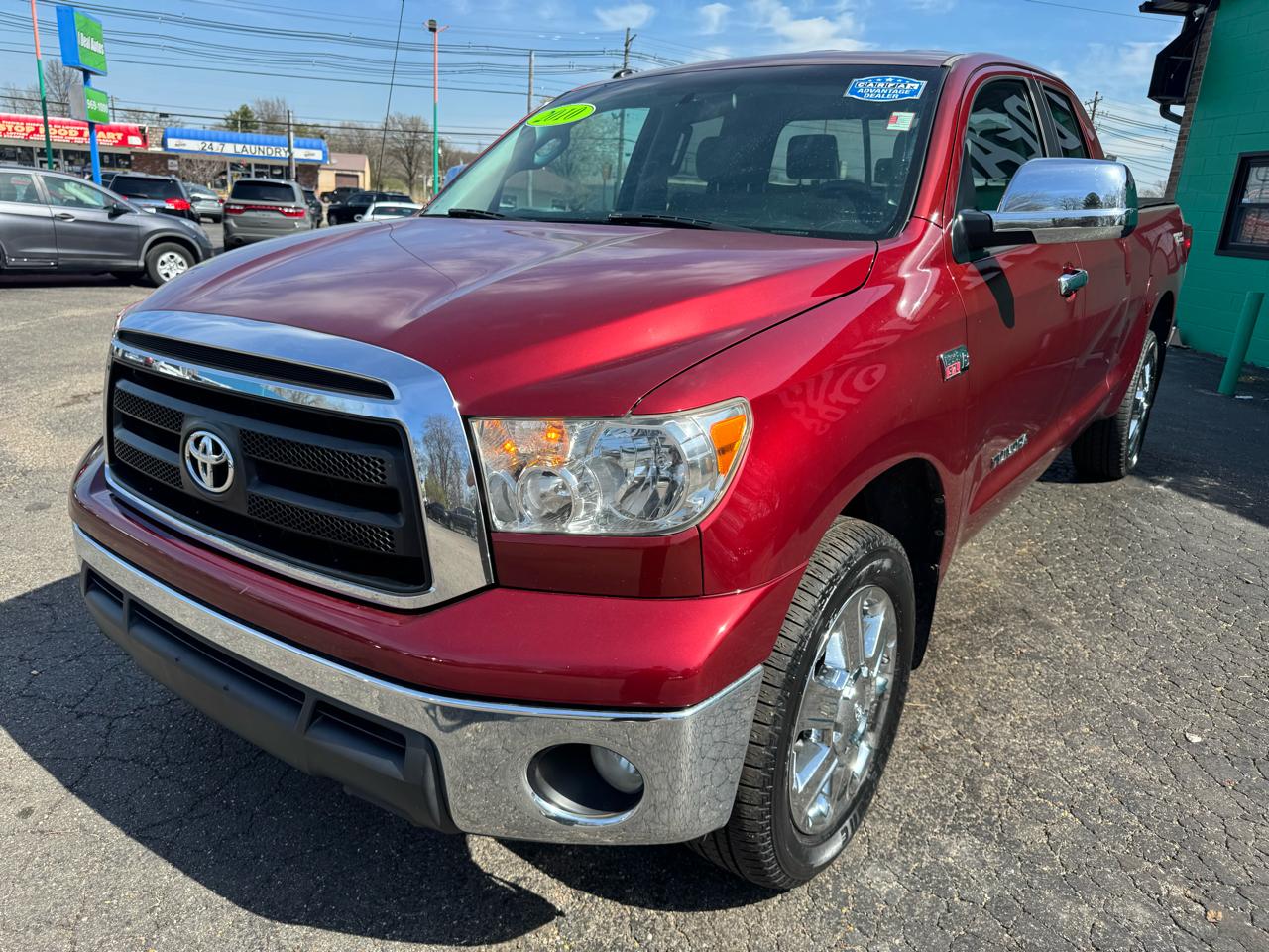 Toyota Tundra 4WD Truck Dbl 5.7L FFV V8 6-Spd AT (Natl) 2010