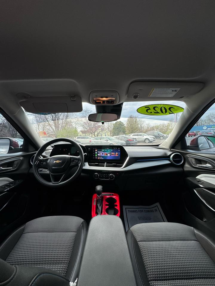 Chevrolet Trax FWD 4dr LT 2025