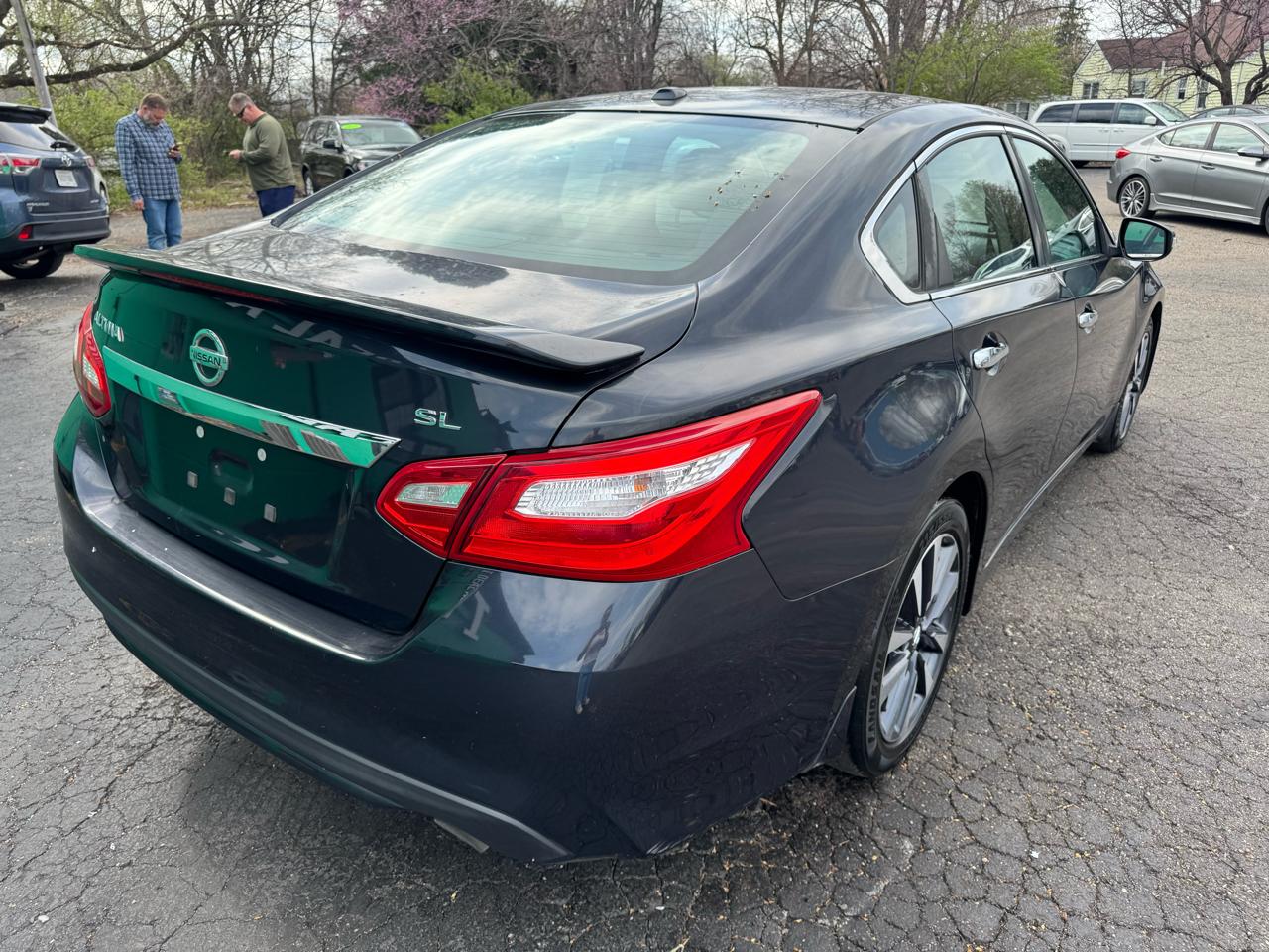 Nissan Altima 2.5 SL Sedan 2017
