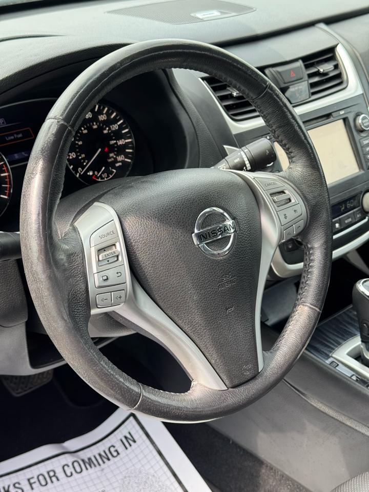 Nissan Altima 2.5 SL Sedan 2017