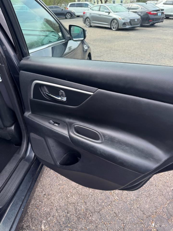 Nissan Altima 2.5 SL Sedan 2017