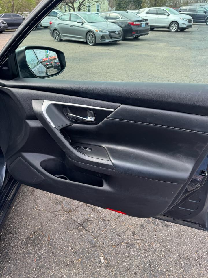 Nissan Altima 2.5 SL Sedan 2017