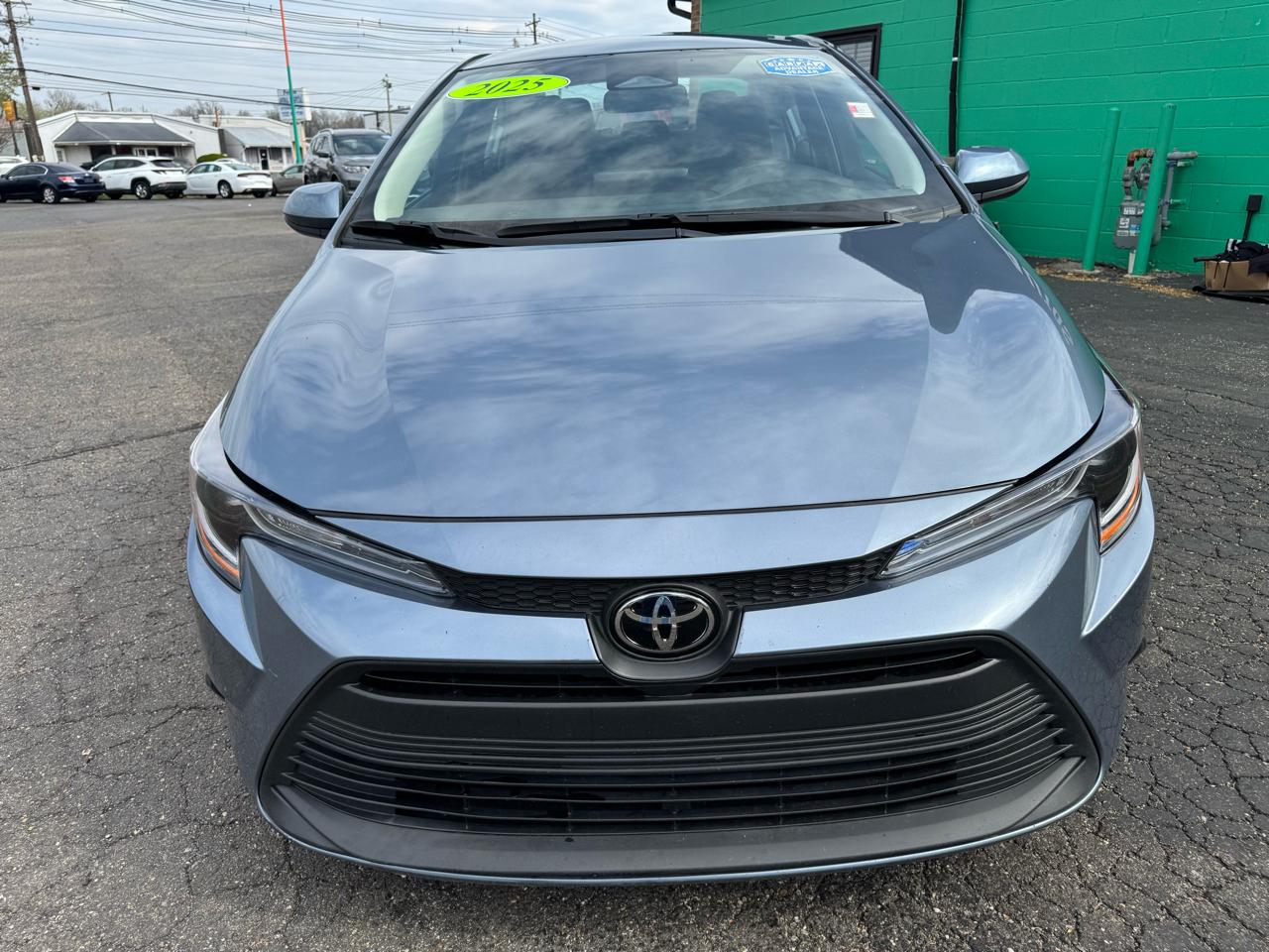 Toyota Corolla LE CVT (Natl) 2025