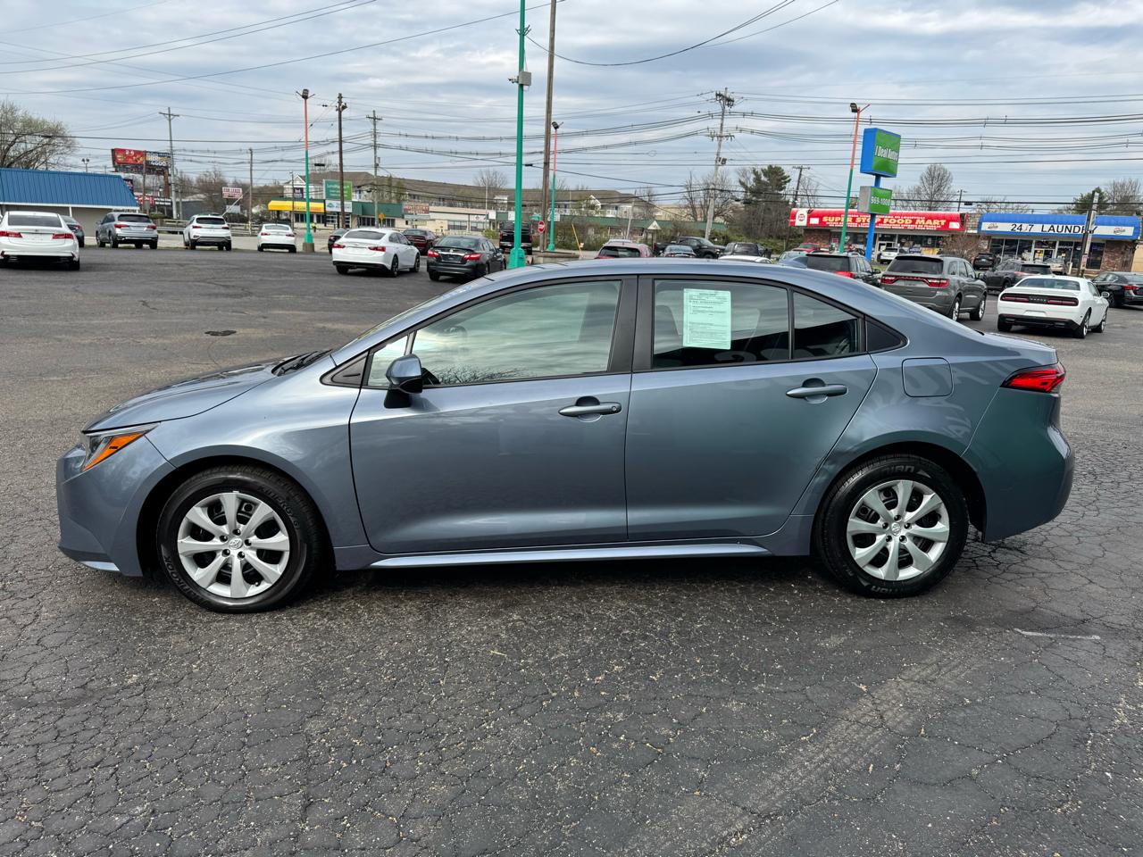 Toyota Corolla LE CVT (Natl) 2025