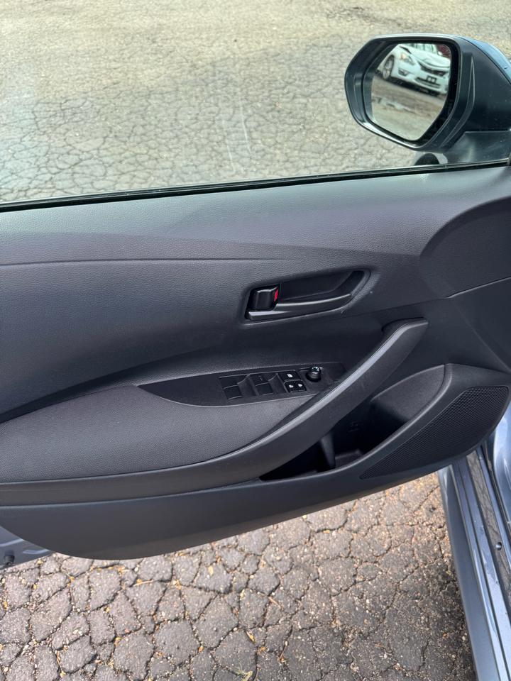 Toyota Corolla LE CVT (Natl) 2025