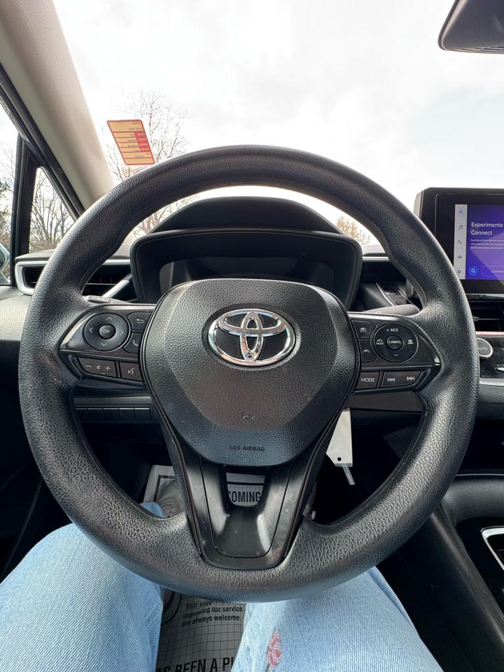 Toyota Corolla LE CVT (Natl) 2025