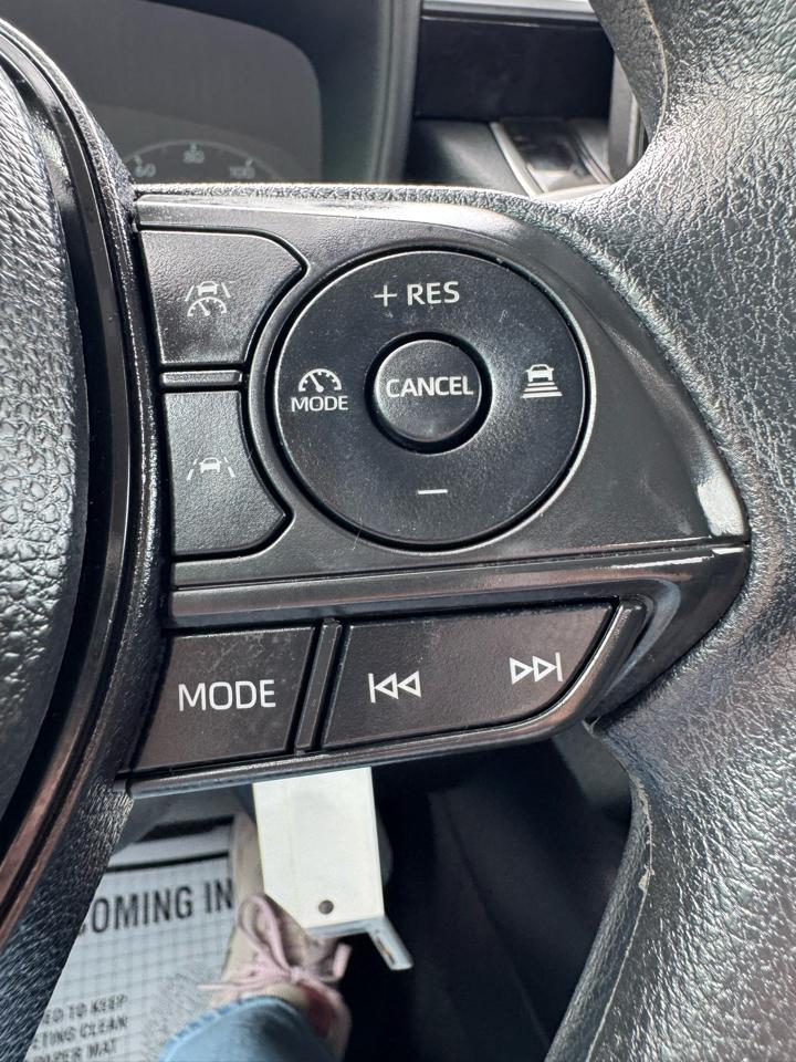 Toyota Corolla LE CVT (Natl) 2025