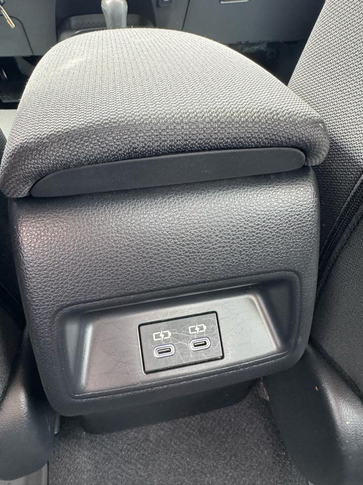 Toyota Corolla LE CVT (Natl) 2025