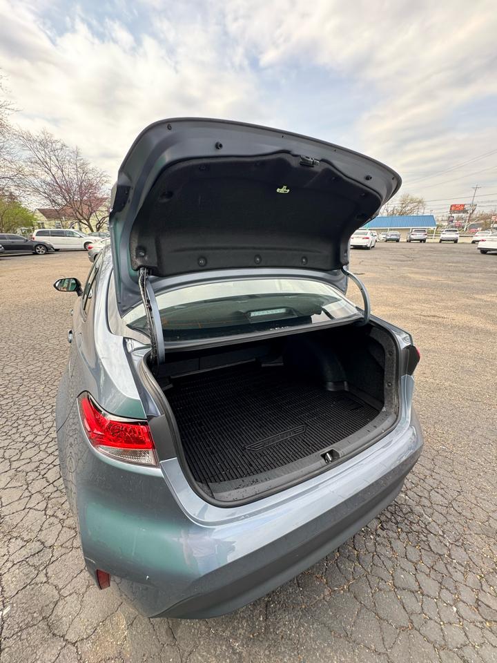 Toyota Corolla LE CVT (Natl) 2025