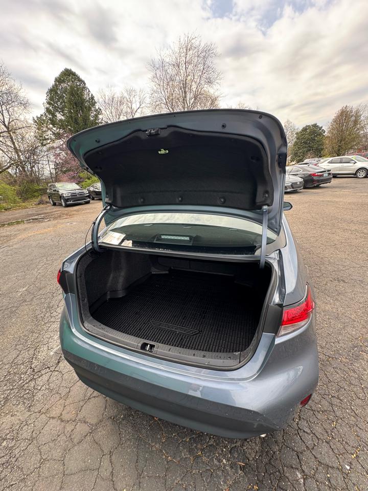 Toyota Corolla LE CVT (Natl) 2025