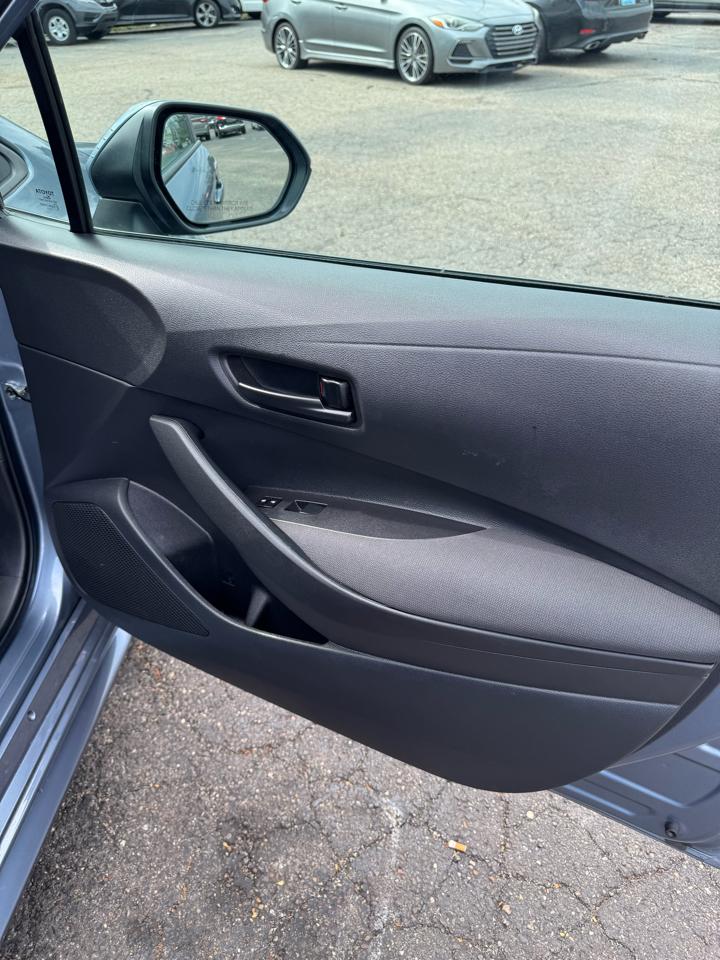 Toyota Corolla LE CVT (Natl) 2025