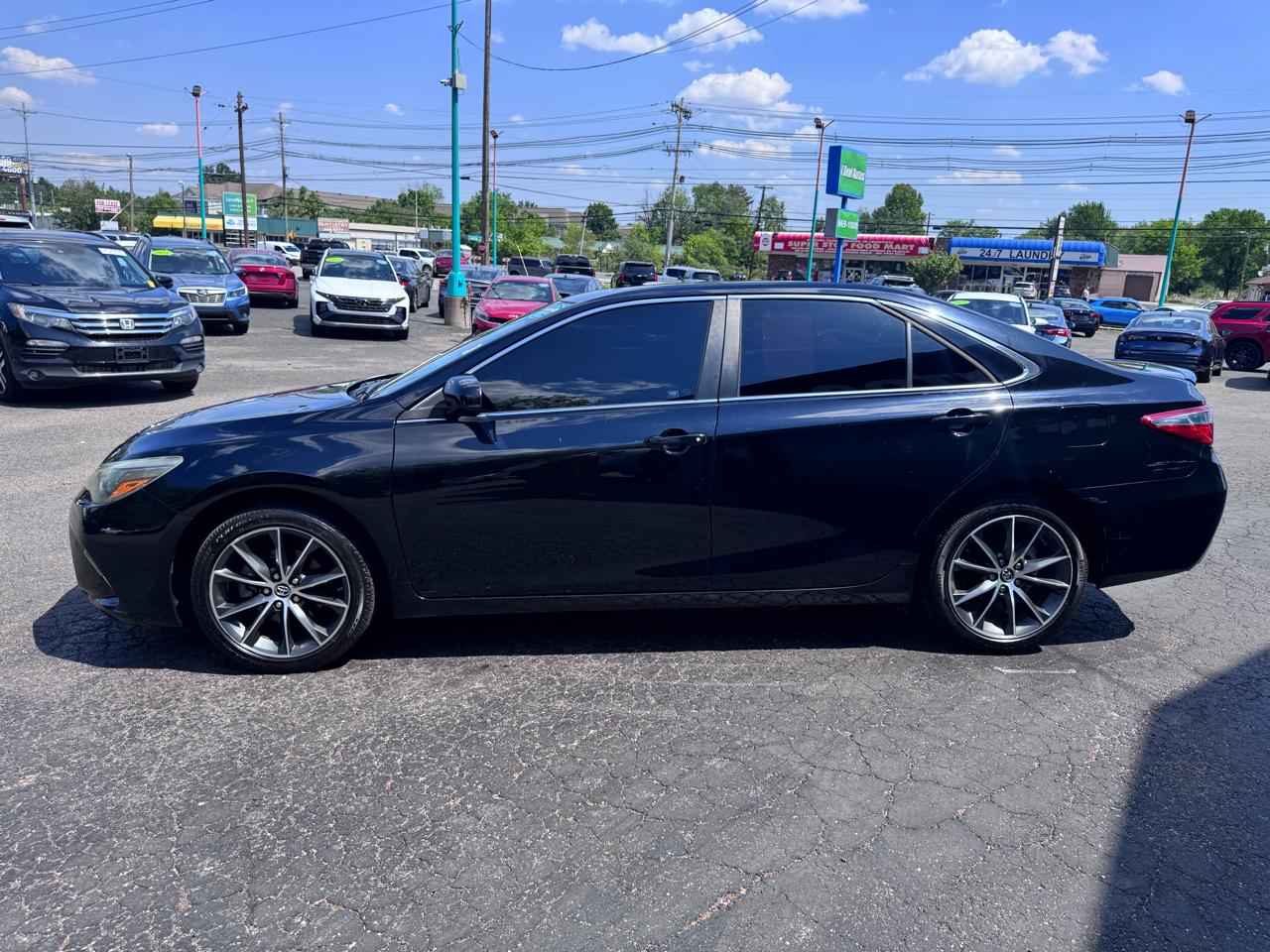 Toyota Camry 4dr Sdn V6 Auto XSE (Natl) 2015