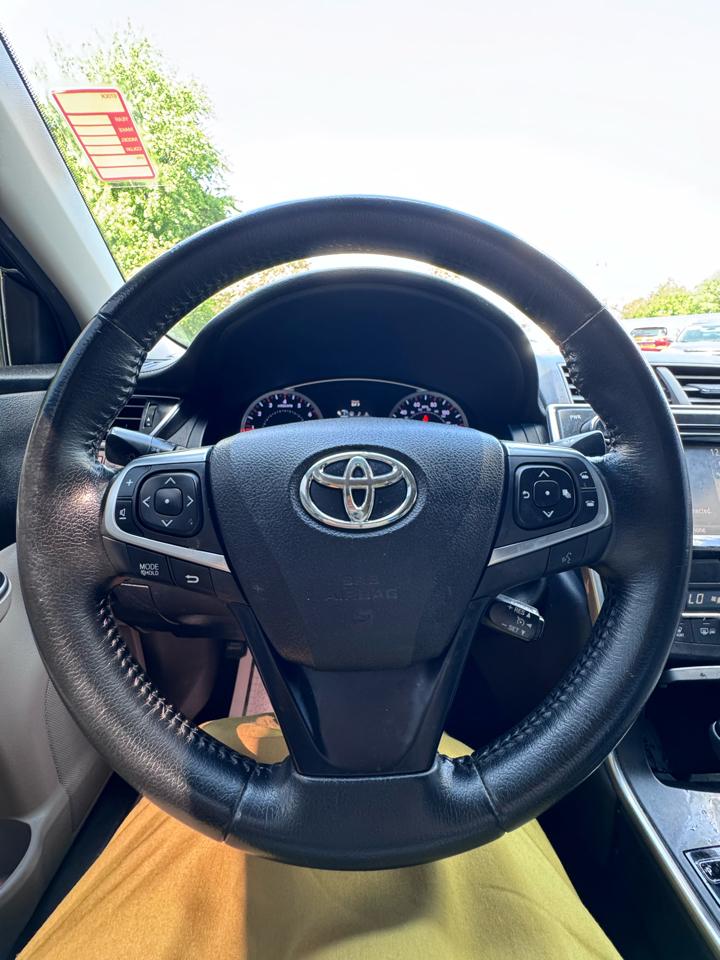 Toyota Camry 4dr Sdn V6 Auto XSE (Natl) 2015