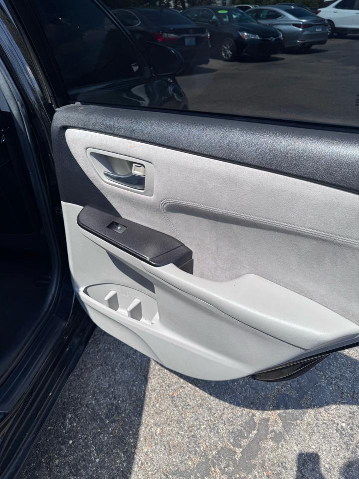 Toyota Camry 4dr Sdn V6 Auto XSE (Natl) 2015