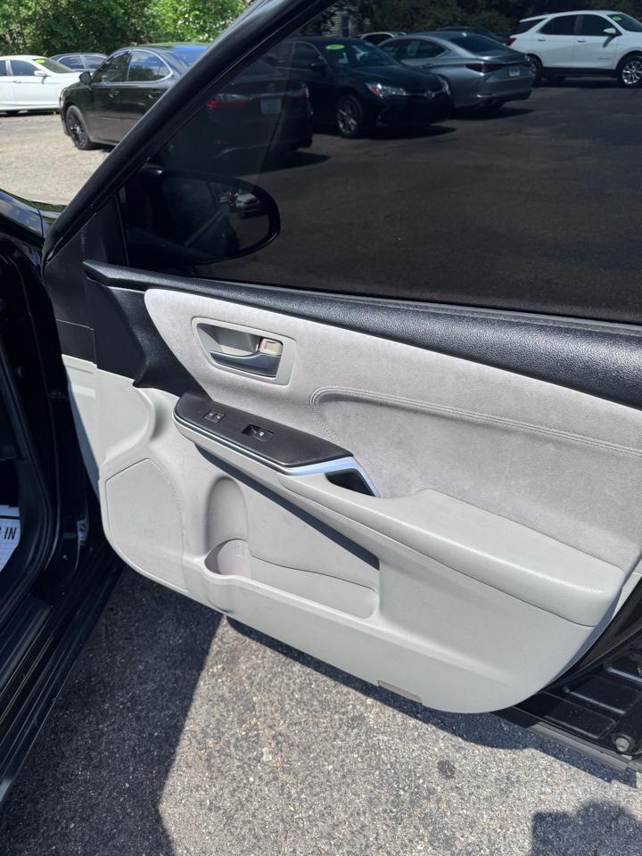 Toyota Camry 4dr Sdn V6 Auto XSE (Natl) 2015