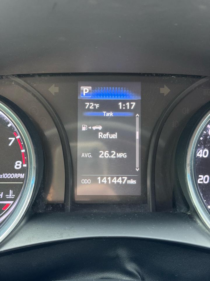 Toyota Camry SE Auto (Natl) 2020