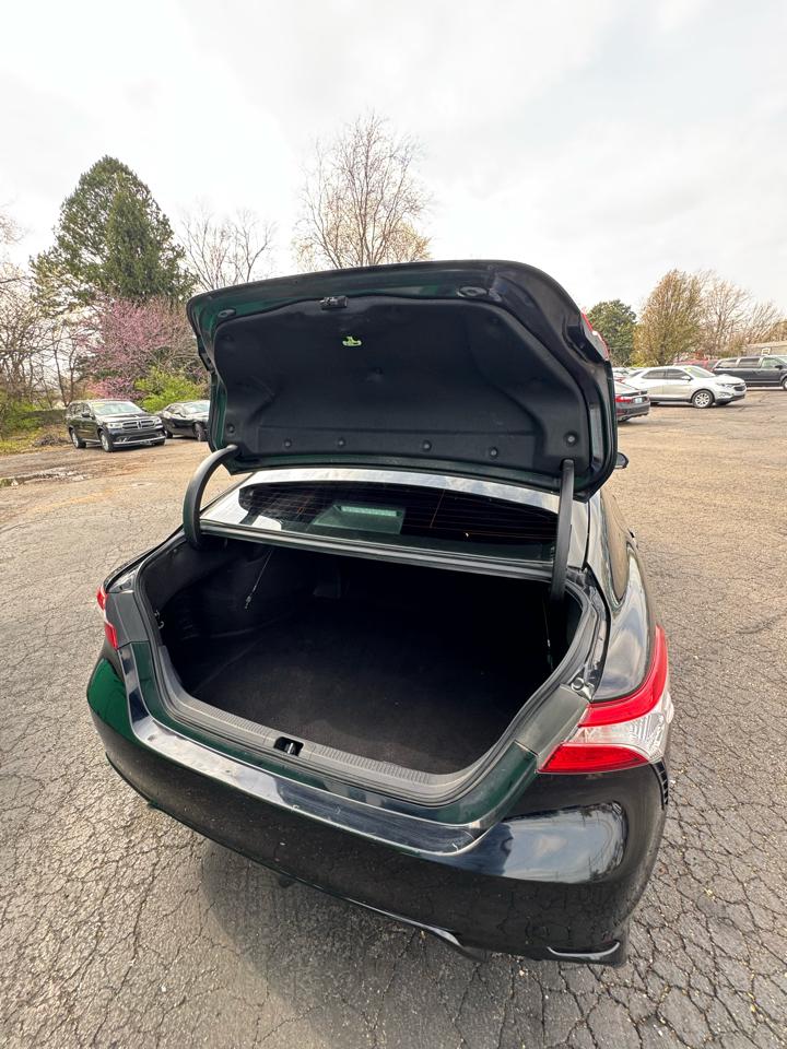 Toyota Camry SE Auto (Natl) 2020