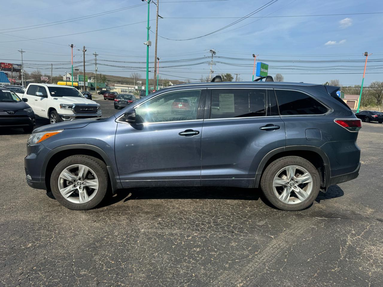 Toyota Highlander AWD 4dr V6 Limited (Natl) 2016