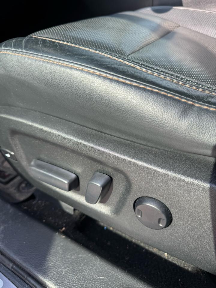 Toyota Highlander AWD 4dr V6 Limited (Natl) 2016