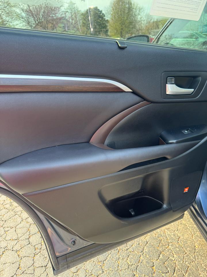 Toyota Highlander AWD 4dr V6 Limited (Natl) 2016