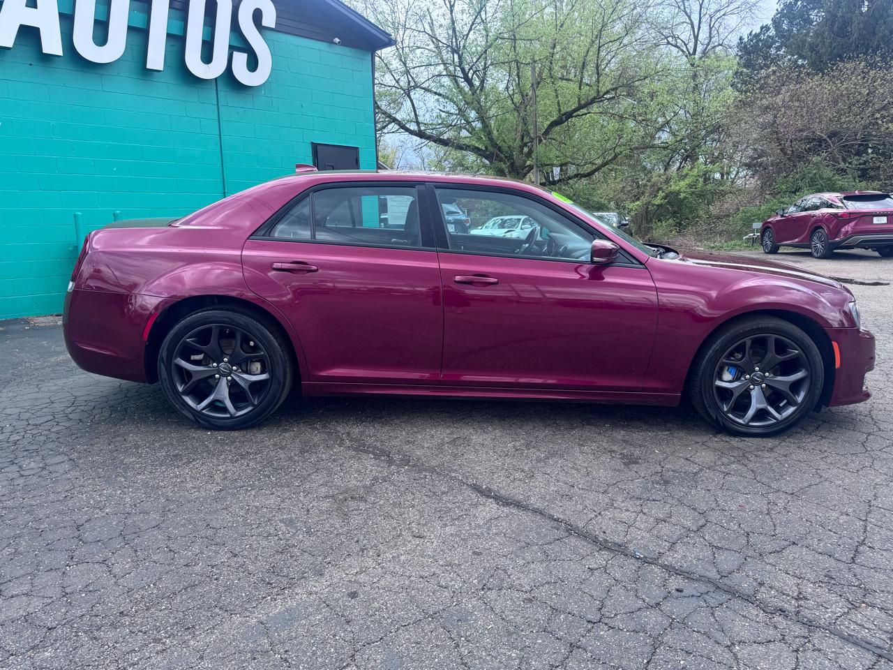 Chrysler 300 Touring L RWD 2022