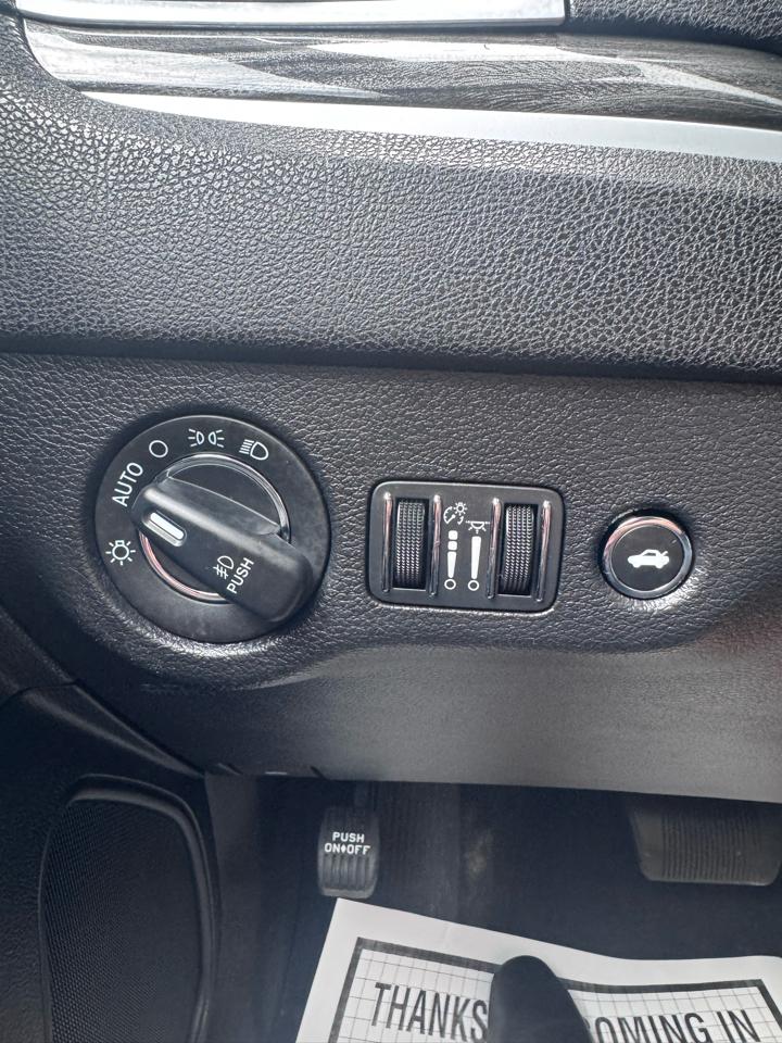 Chrysler 300 Touring L RWD 2022