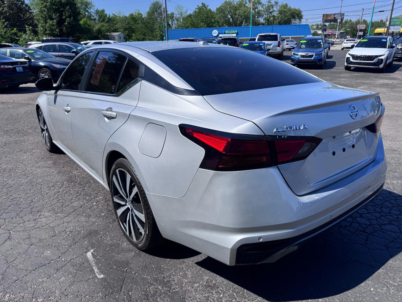 Nissan Altima 2.5 SR Sedan 2020
