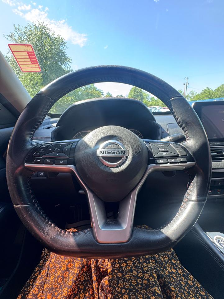 Nissan Altima 2.5 SR Sedan 2020