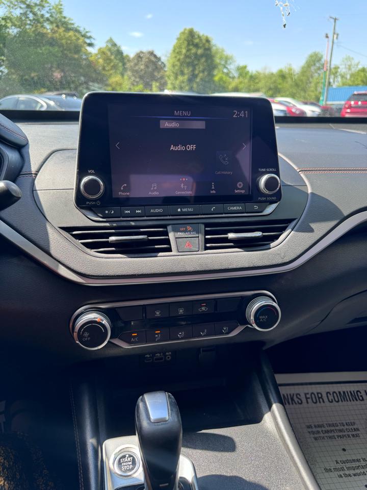 Nissan Altima 2.5 SR Sedan 2020