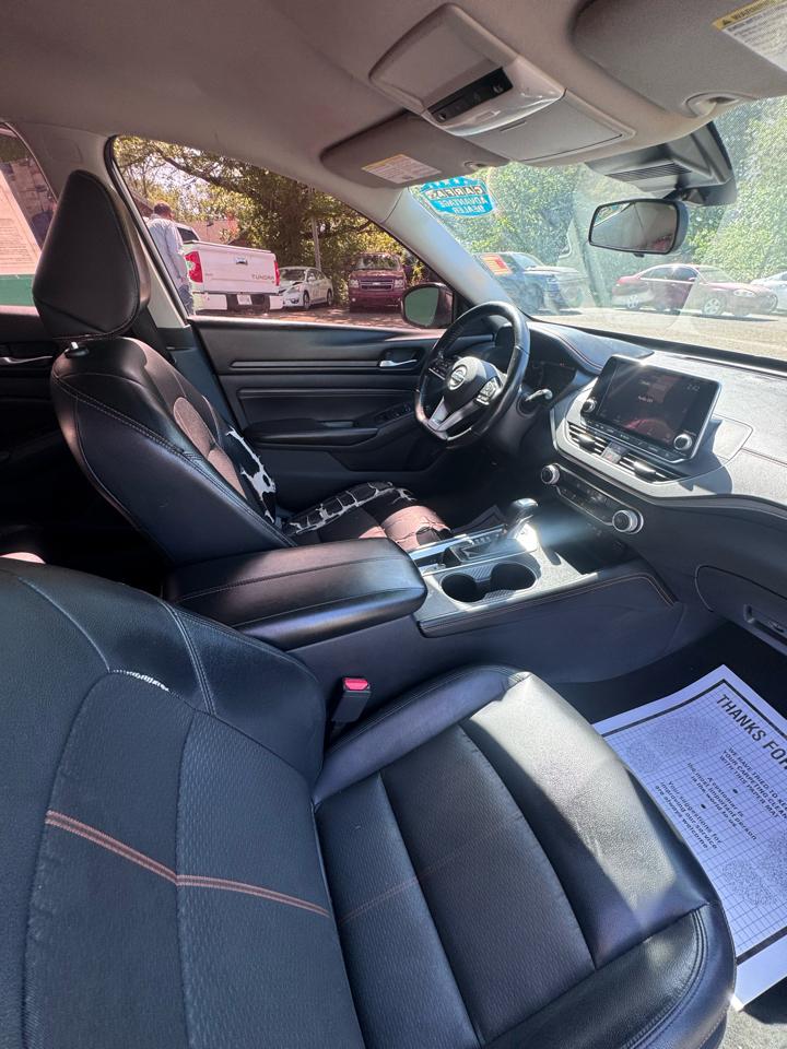 Nissan Altima 2.5 SR Sedan 2020