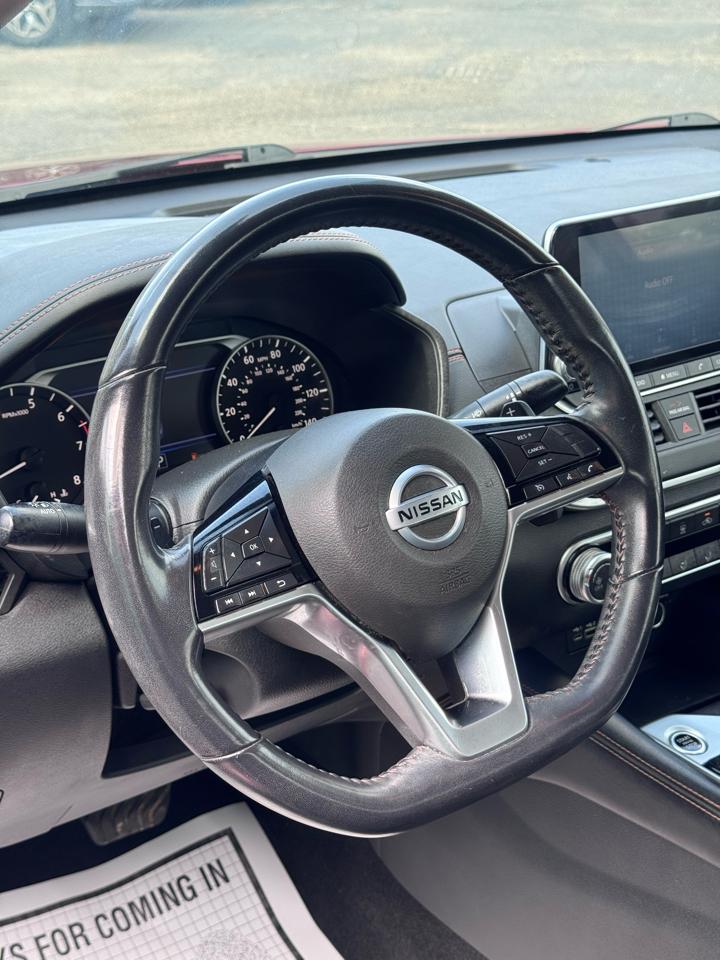 Nissan Altima 2.5 SR Sedan 2020
