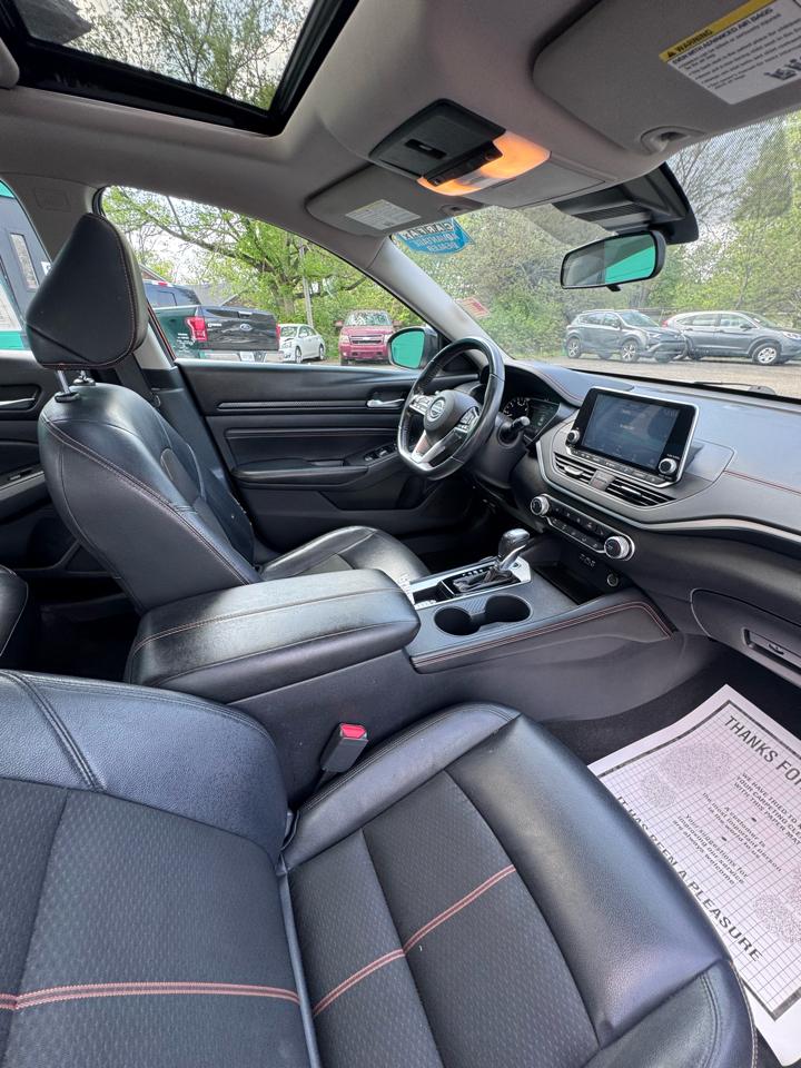 Nissan Altima 2.5 SR Sedan 2020