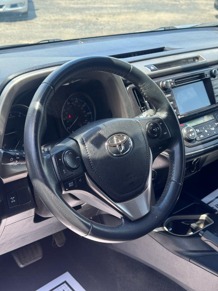 Toyota RAV4 Adventure AWD (Natl) 2018