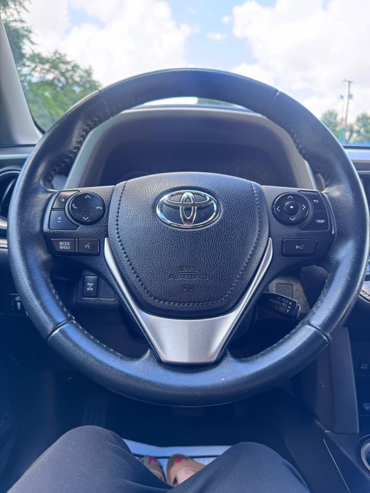 Toyota RAV4 Adventure AWD (Natl) 2018