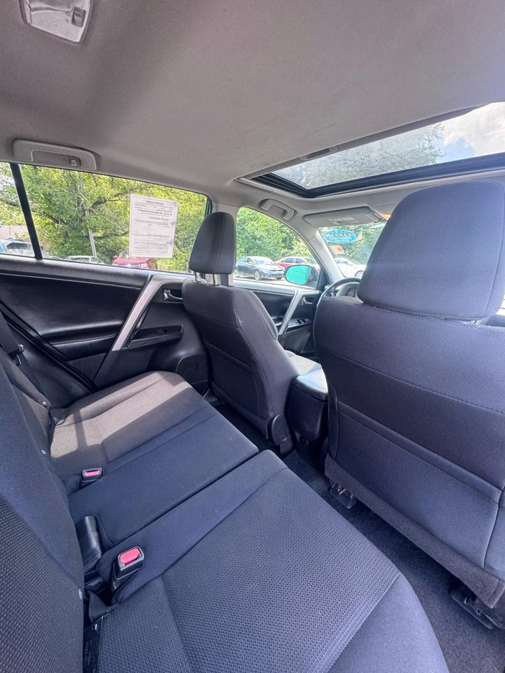 Toyota RAV4 Adventure AWD (Natl) 2018