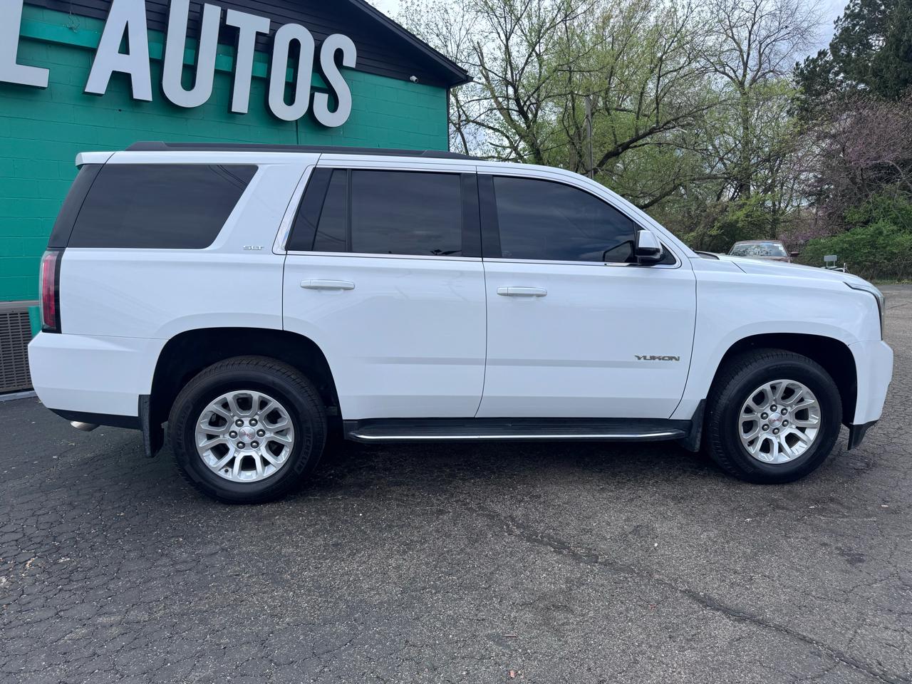 GMC Yukon 2WD 4dr SLT Standard Edition 2020